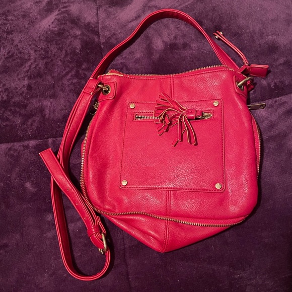 Source Unknown Handbags - Source Unknown Red Leather Shoulder Bag with Tassel Detail